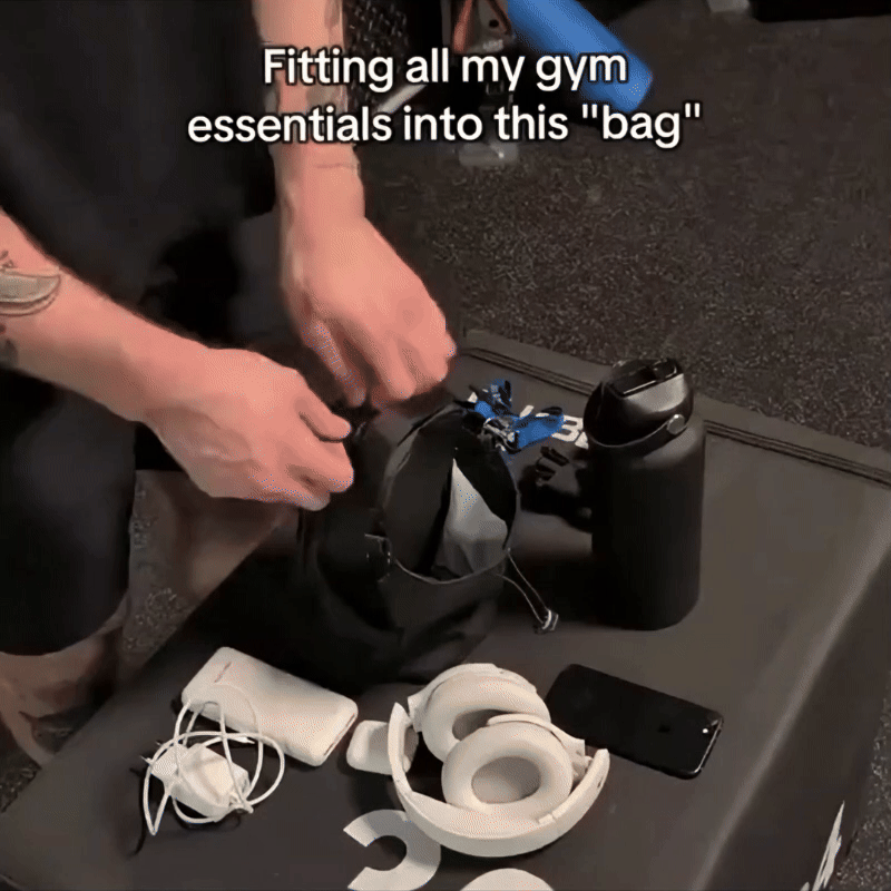 MAGNOIR™ - Magnetic Gym Bag